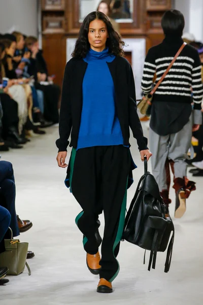 Look 36